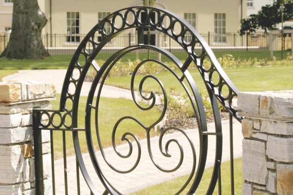 bespoke-iron-gates-002