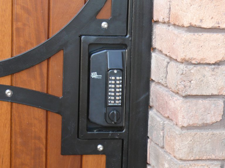 Integrated Mechanical Keyless Gate Locks