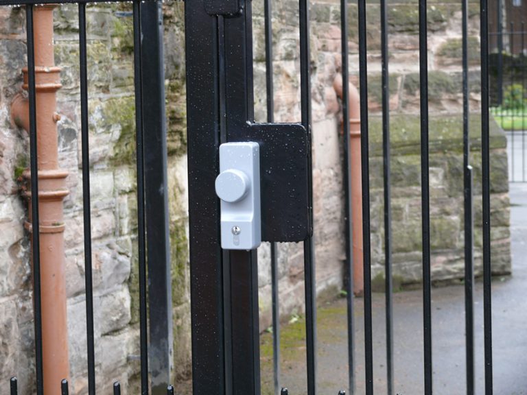 Integrated Access Control & Heavy-Duty Gate Hardware