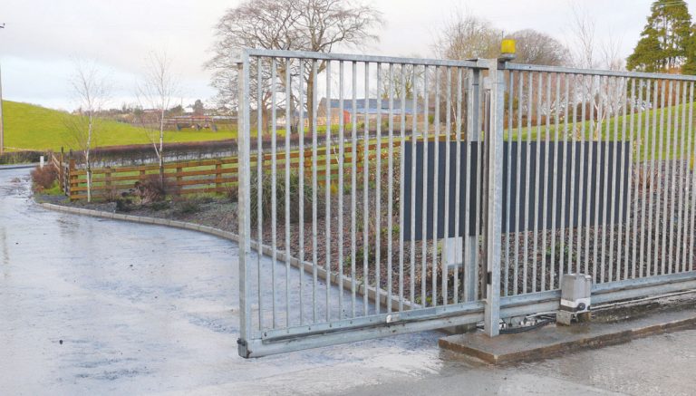 High-Security Automated Cantilever Sliding Gate