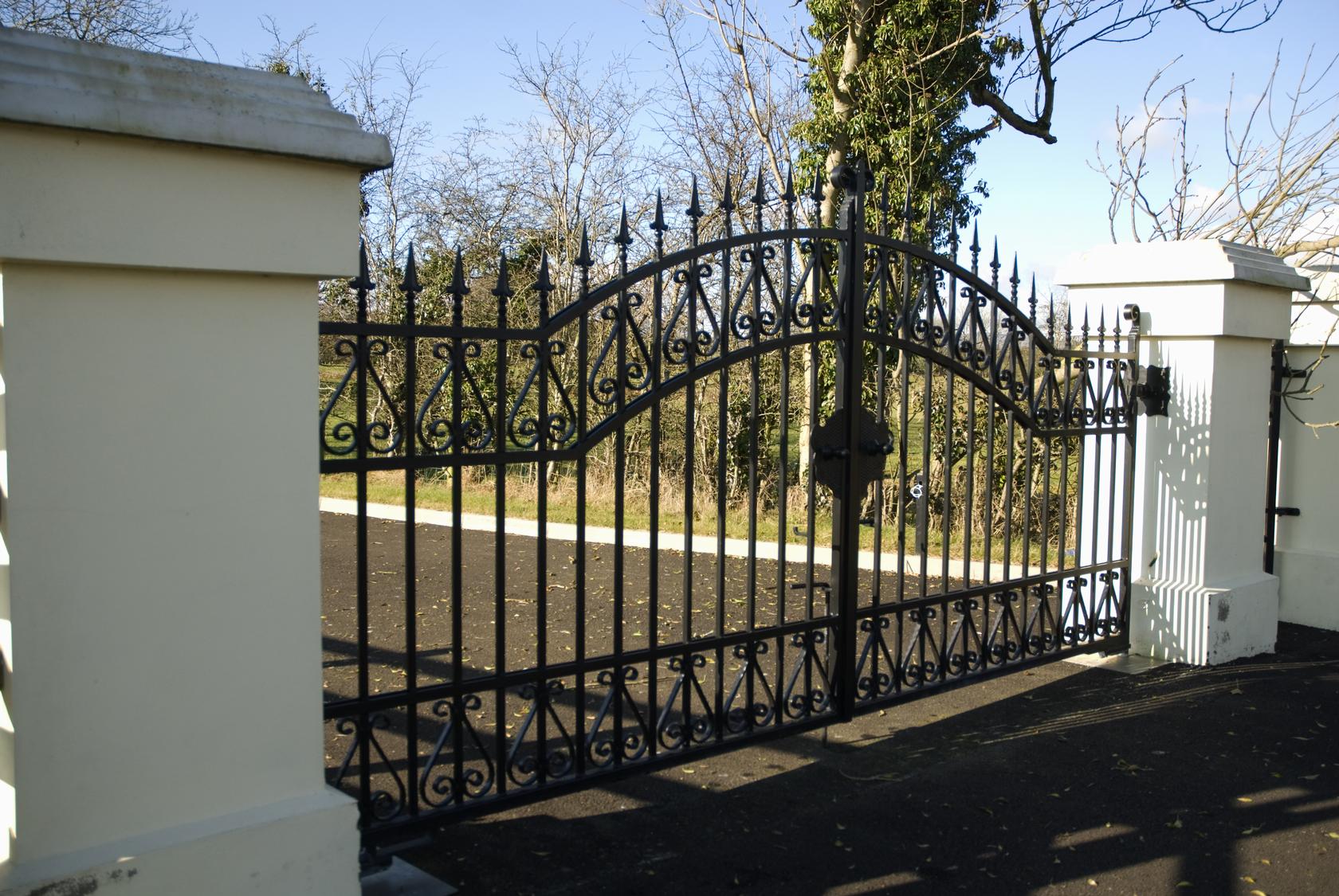 Ornate Arched Double-Swing Estate Gate