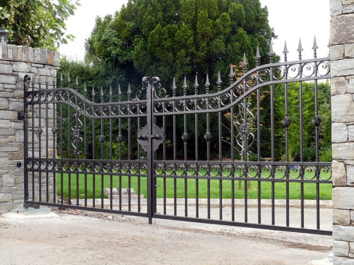 Elegant Bespoke Wrought Iron Entrance Gates