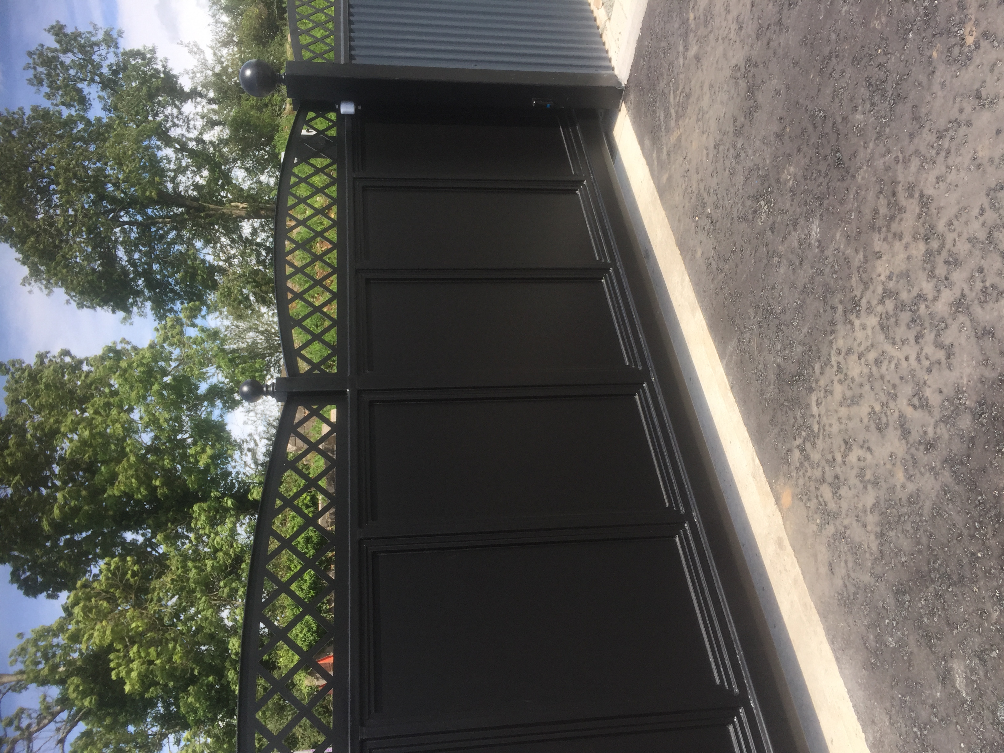 Elegant Swing Privacy Gates with Lattice Detail