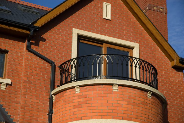 Bespoke Gothic-Arch Juliet Balcony Railings
