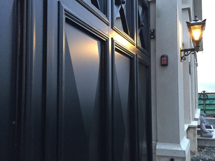 Black Modern Composite Gates