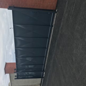 CG-002-C Solid Black Panel Gate